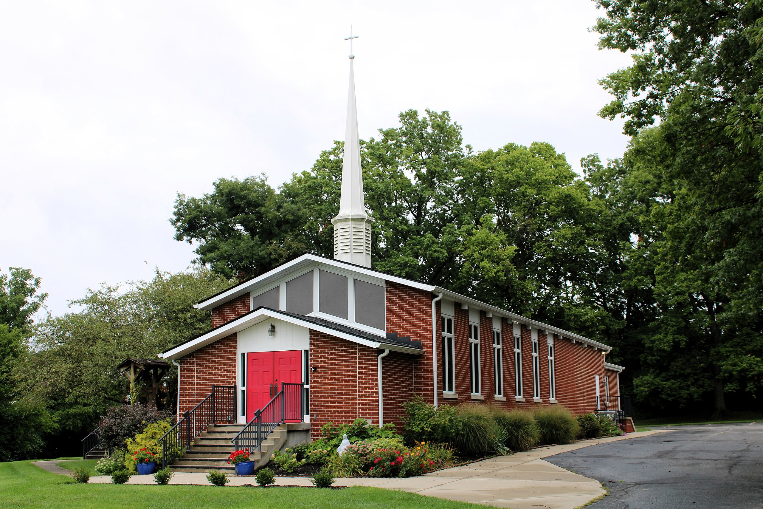 印第安纳州印第安纳波利斯的忏悔者圣爱德华堂，它是安立甘公教会在中西部教区之座堂。